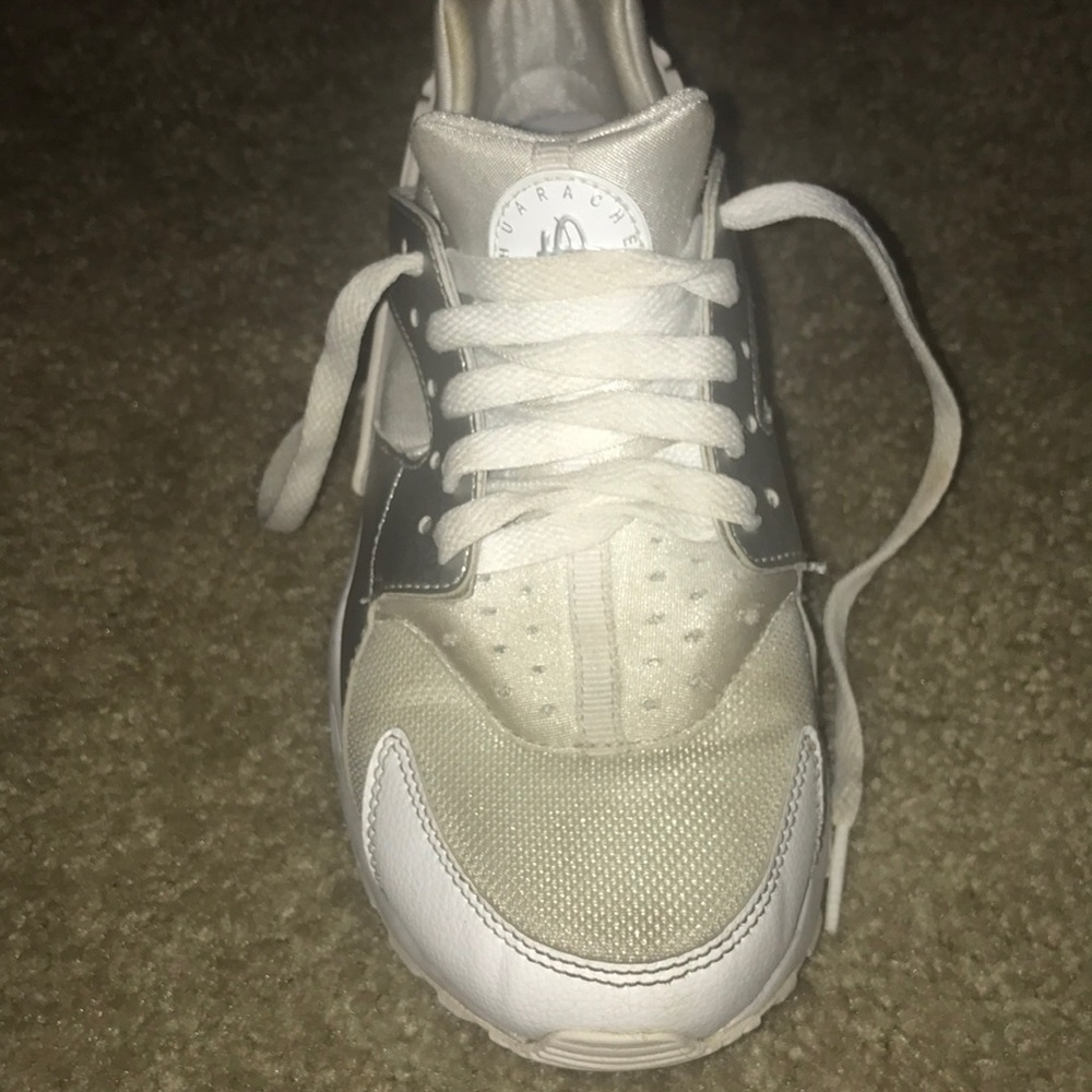 Nike white and sliver hurricases shoes size 6